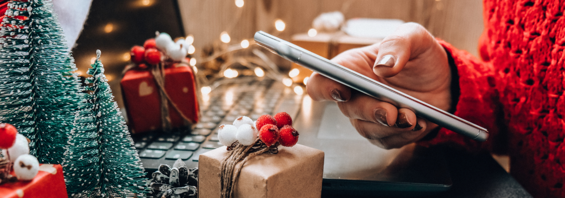 Unwrapping the Best Christmas Decorations at Unbeatable Prices